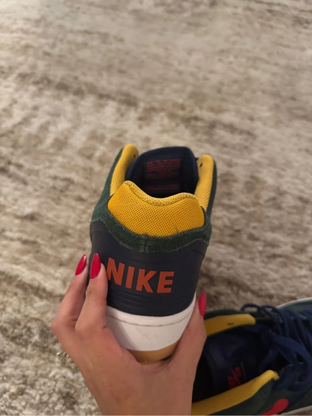 Nike low top
